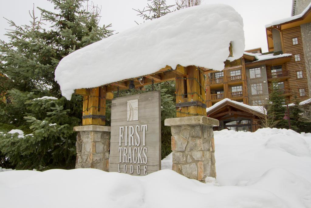 First Tracks Lodge Γουίστλερ Εξωτερικό φωτογραφία